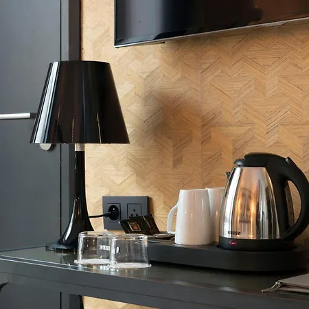Hotel Yllen Eiffel Parigi
