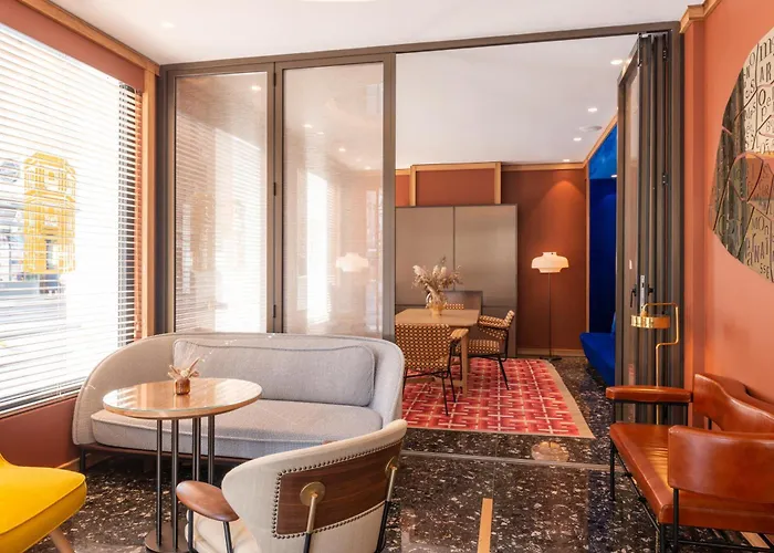 Yllen Eiffel 4* Parigi