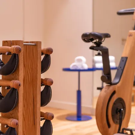 イレーン エッフェル ホテル パリ