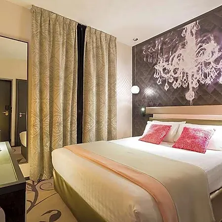Yllen Eiffel 4* Paris