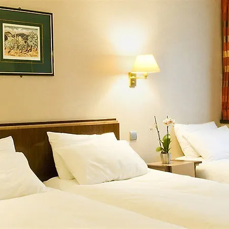 Yllen Eiffel Hotel Parigi
