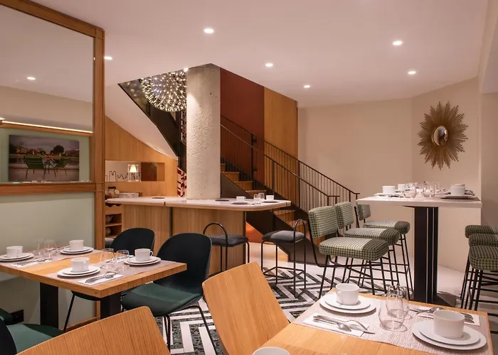 일렌 에펠 4* 파리