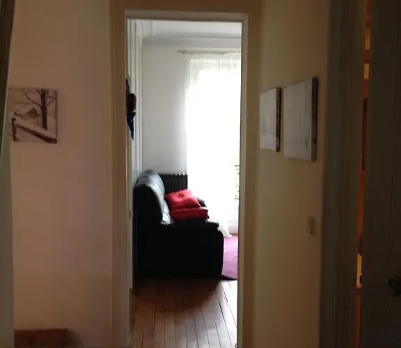 Yllen Eiffel Hotel Parijs